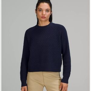 Lululemon knit sweater, size M/L; Texture Play Crew Sweater